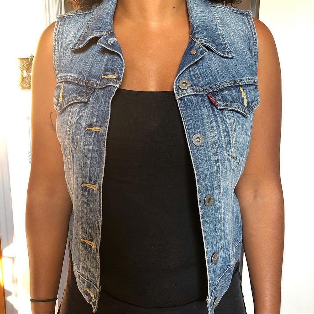 Custom Hand Painted Levi’s Jeans Denim Vest - Picture 5 of 7